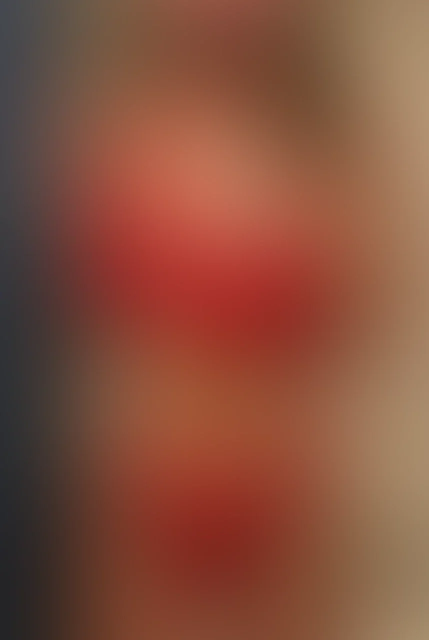 Wirst du mich küssen? Meine weichen, süßen Lippen lieben es, geküsst zu werden 💋

#allnaturabody #amateur #anal #bigass #bigtitsnatural #feets #geilarsch #geilerosamuschi #geilpussy #horny #hotwoman #kostlich #new #suntanned #wetpussy