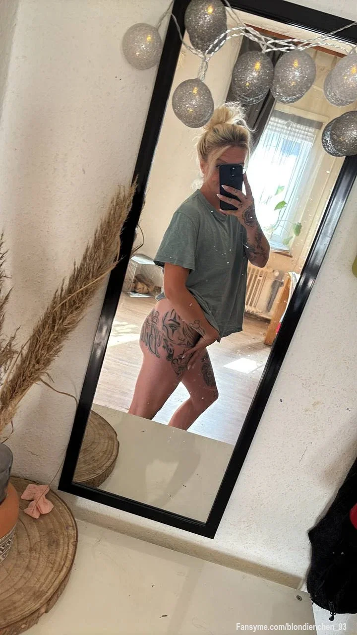 Ein ganz versautes und unanständiges Video wartet auf dich 

Sei gespannt - du wirst es nicht bereuen 😈🥵🔥