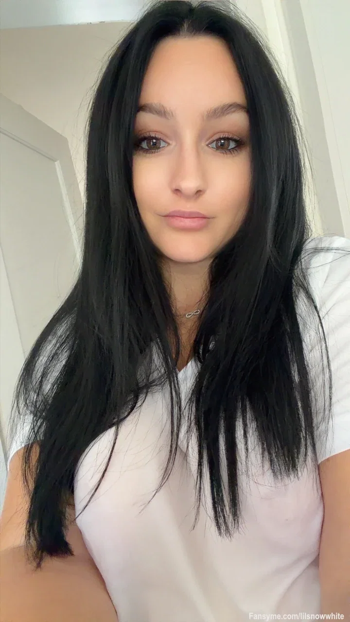 🤍✌🏼

#camdiamonds #premiumcontent #h2gcd #me #memyselfandi #bigboobs #wetboobs #milf #heissemilf