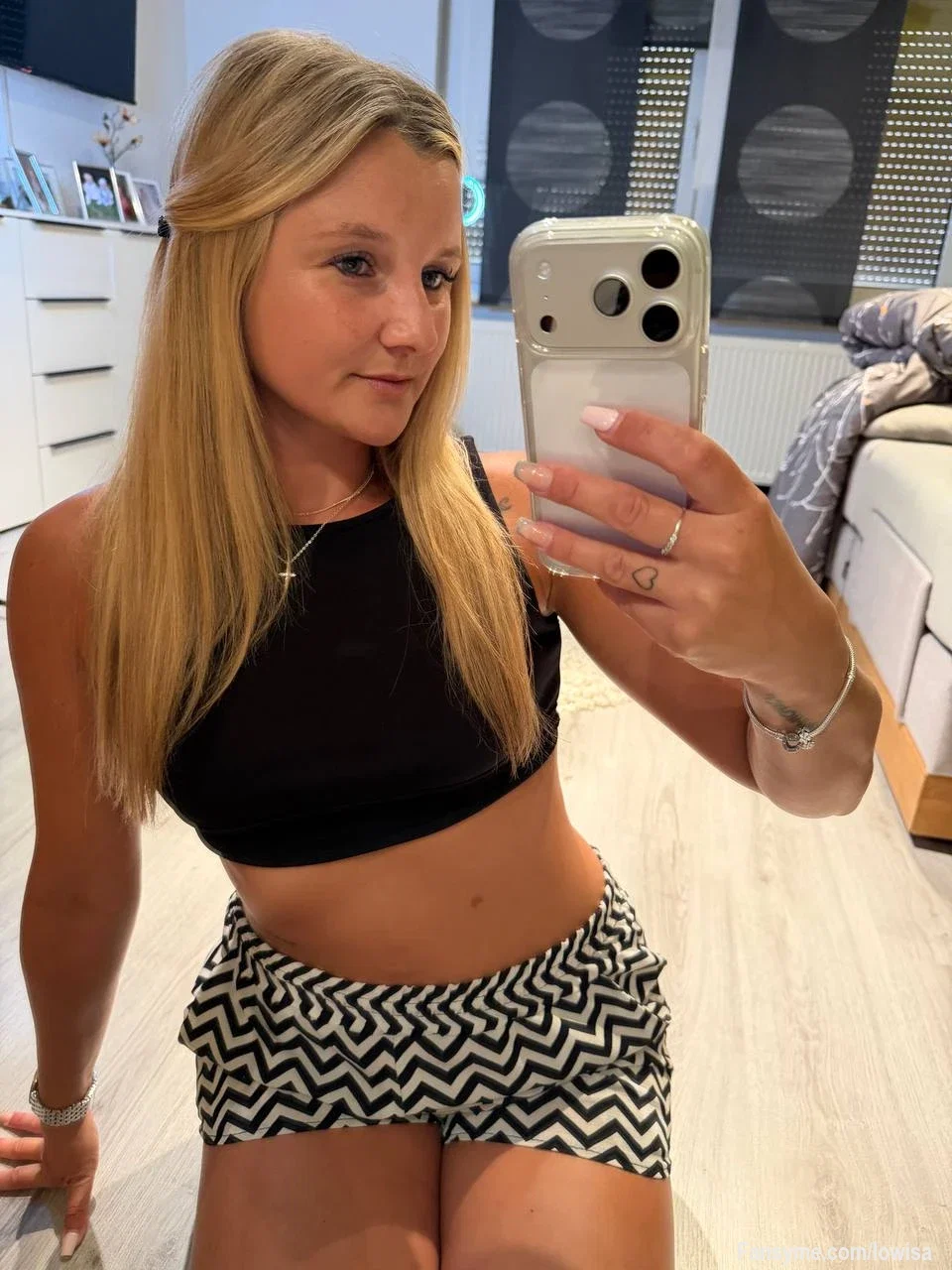 Heute gibt’s neuen Content! 🔥

Du wirst überrascht sein, welche heißen Ideen ich dieses Mal für dich umgesetzt habe… 😏👀

Ich habe mir definitiv etwas Besonderes einfallen lassen – und ich bin gespannt, wie es dir gefällt. ❤️‍🔥

👉 Sei schnell und schau vorbei – heute wird’s spannend! 😈