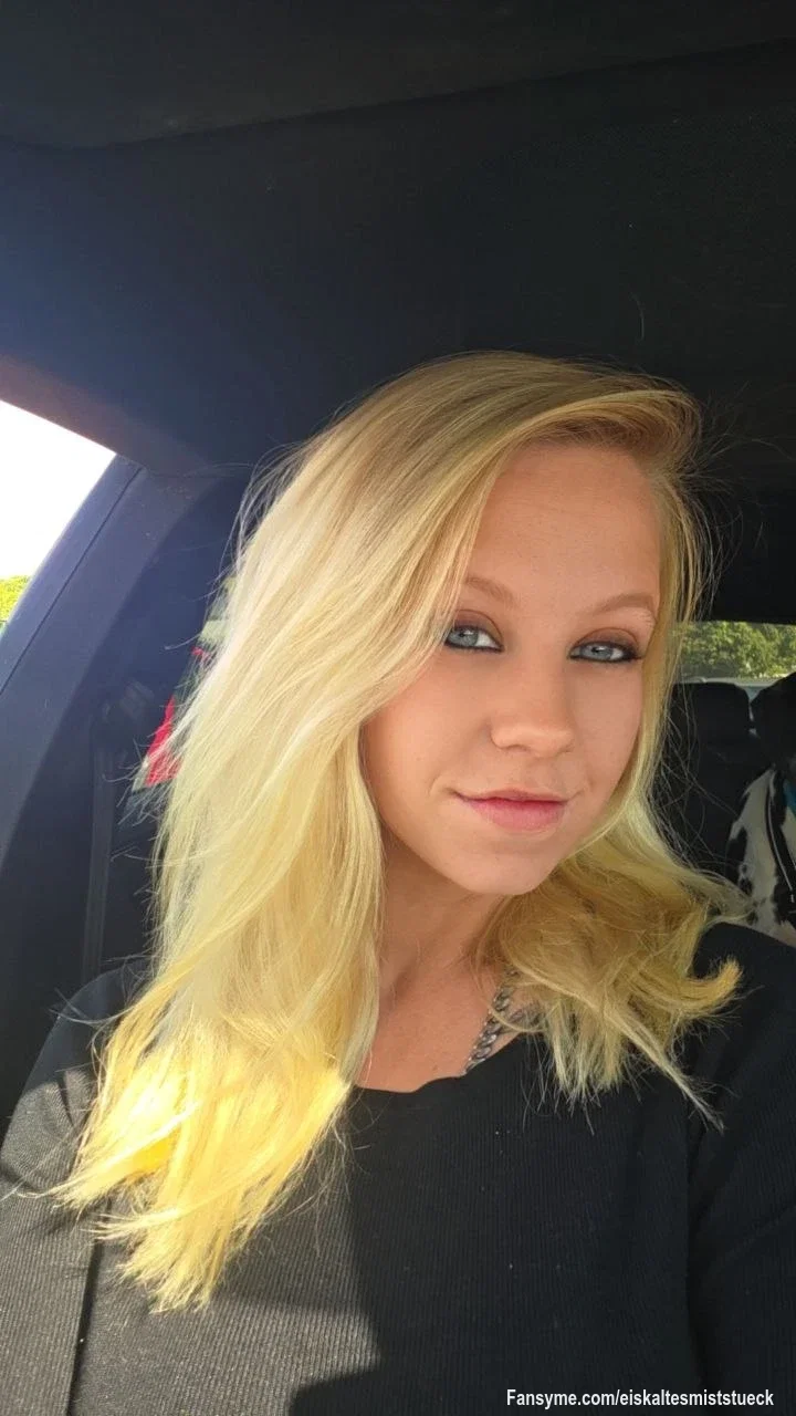 Ich Wünsche dir ein wunderschönen Tag  und ich freue mich gleich von dir zu lesen 😈💦 😘