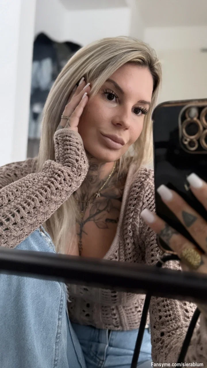 Wer fragt, kriegt ne Antwort. Im Chat 💬
#german #blonde #pretty #sexy #horny #ass #boobs