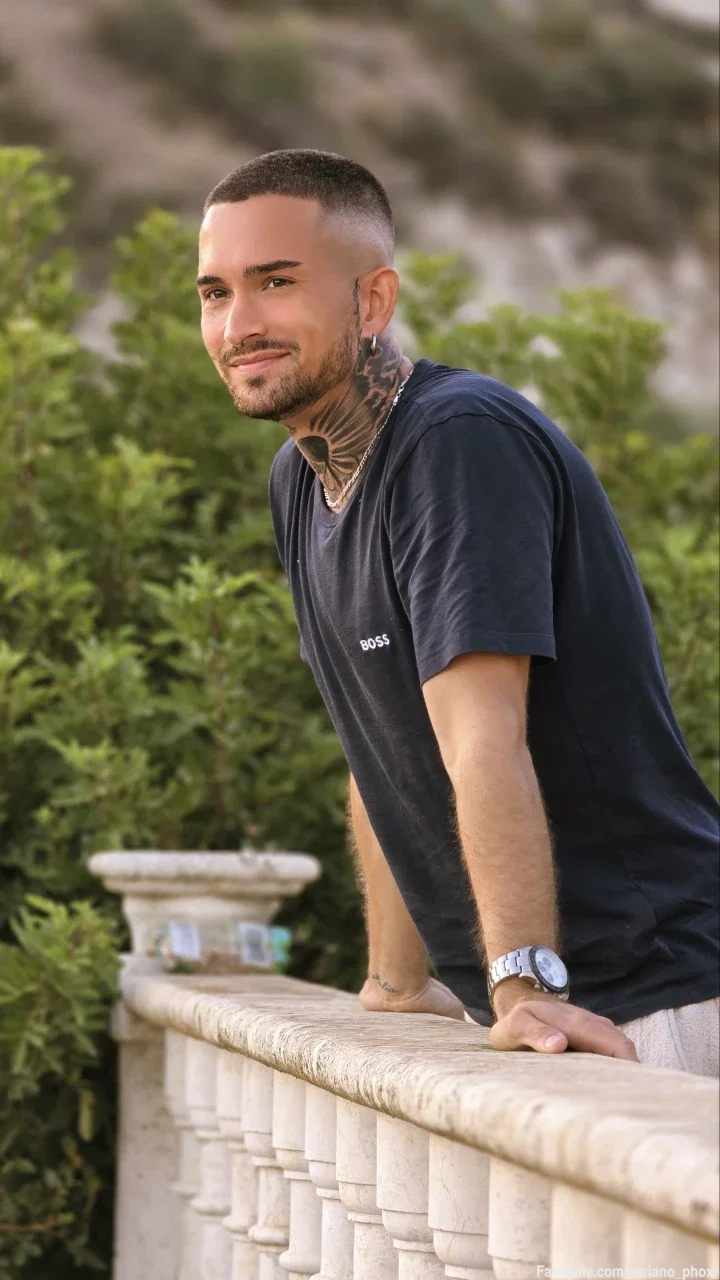 Hey  ❤️ ich bin neu hier und würde mich über meine ersten Nachrichten freuen 🙏
Ich bin sehr offen und freue mich sowohl über männliche als auch über weibliche Kontakte 🥰
Schreib mir gerne und mach den ersten Schritt💌

#man #german #young #inked