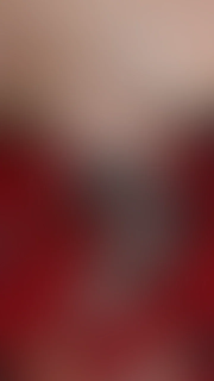 📹 Video Nr. 72
Fuck my Heels! Wo sind meine Highheel, Nylon und Fuß Liebhaber?
Eine riesige Spielwiese voller High Heels und Overknees in allen Farben und Formen! Mittendrin eine notgeile Blondine, die zeigt wie geil Heels sein können und sie in ihre Muschi und ihren Arsch schiebt um sich zu befriedigen!
⌛️ 6.39
#heels #Nylons #anal #heelsfuck