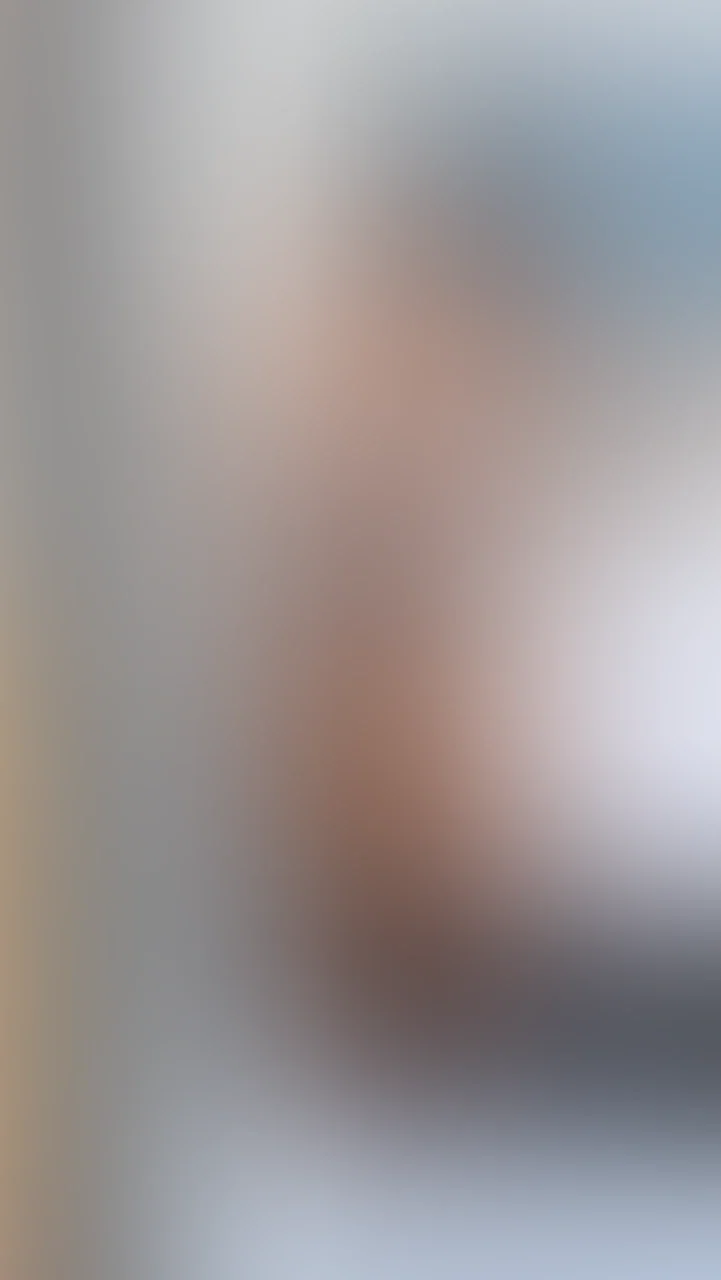 Unser Hoteldate war mit den Fotos natürlich noch nicht vorbei… 🤭🔥

Was wir danach noch zusammen erlebt haben? 👀💋

Na, bist du neugierig geworden? 😈

Dann frag uns doch einfach! Vielleicht verraten wir dir, wie unser gemeinsamer Abend weiterging… 😏💕

Schau auch gerne bei BloomingSoles vorbei. 💋 - Schreib mir, wenn du sie nicht findest 😘

#collab #girls #girlfriends #hoteldate #hotel #girlsday #photoshoot #behindthescenes #tease #exclusive #curves #naturalbody #contentcreator #german #deutsch