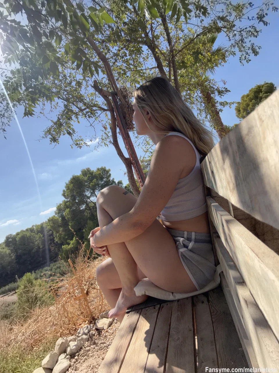 Ich könnte dir sagen, was ich gerade denke… aber dann wäre es nicht mehr so spannend 😏🖤

#mystery #spicy #teasing#goodgirl#time#german